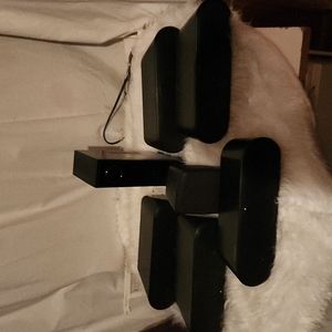 Samsung Surround Sound Speakers with wirless rear speaker Amplifier